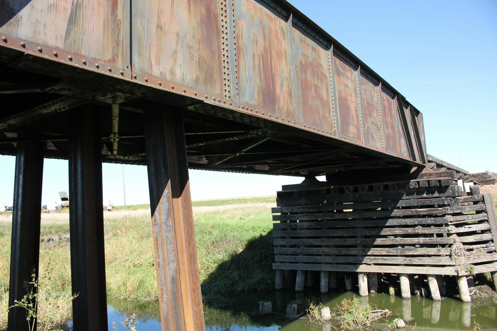 Floor details, north span